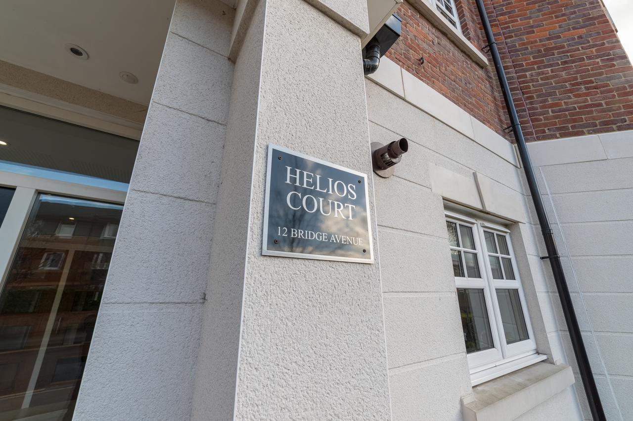 Helios Court Penthouse Serviced Apartment By Ferndale Maidenhead Eksteriør bilde