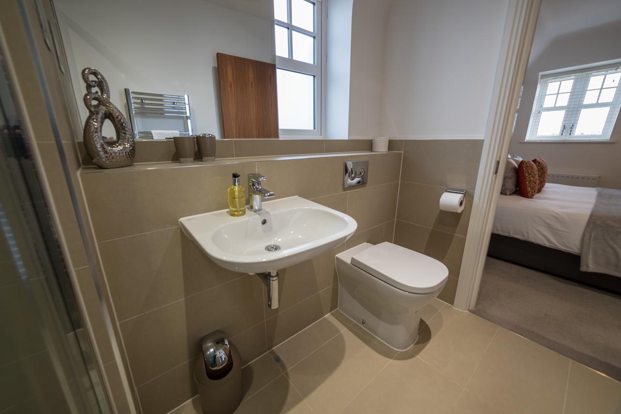 Helios Court Penthouse Serviced Apartment By Ferndale Maidenhead Eksteriør bilde