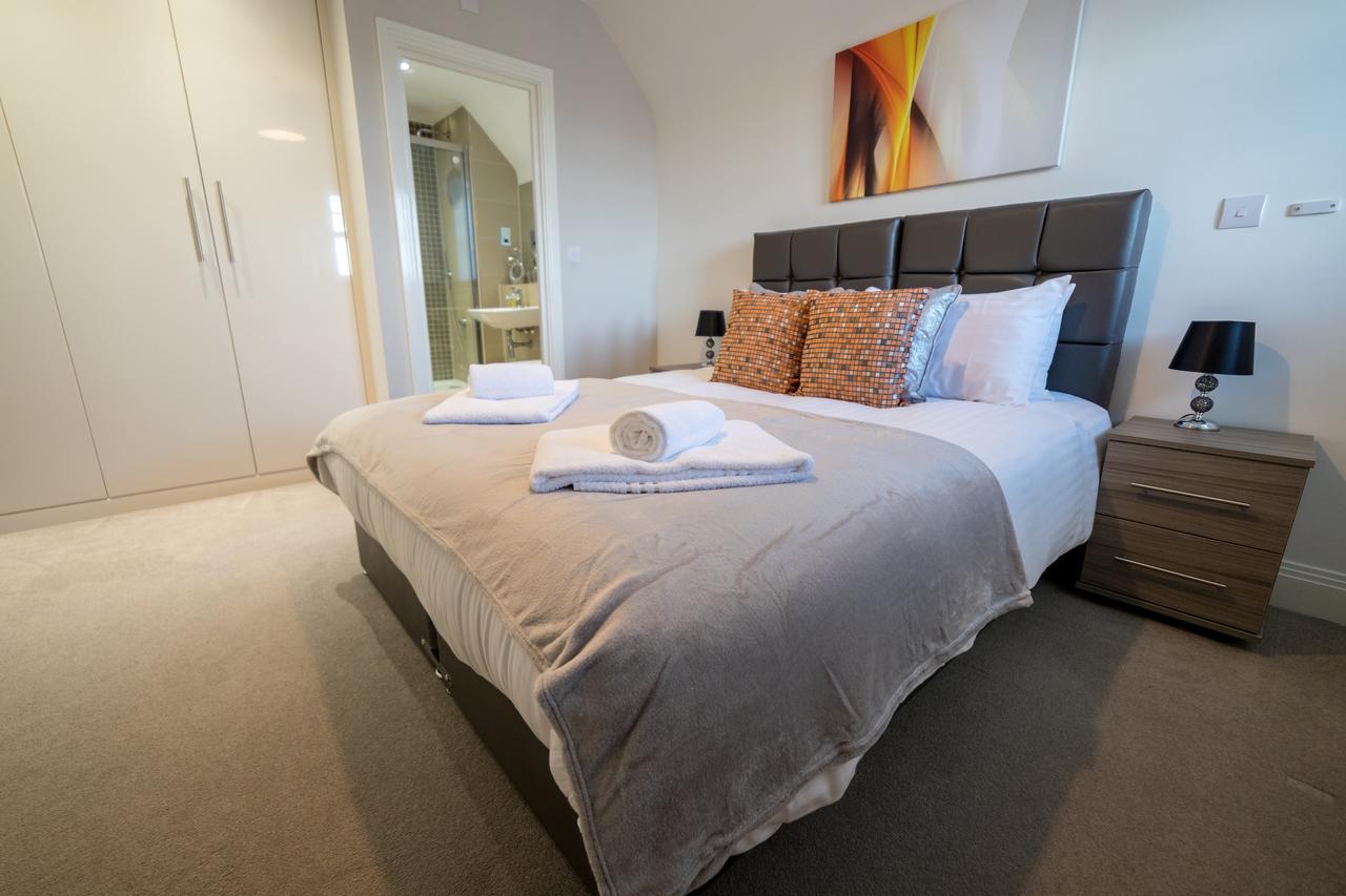 Helios Court Penthouse Serviced Apartment By Ferndale Maidenhead Eksteriør bilde