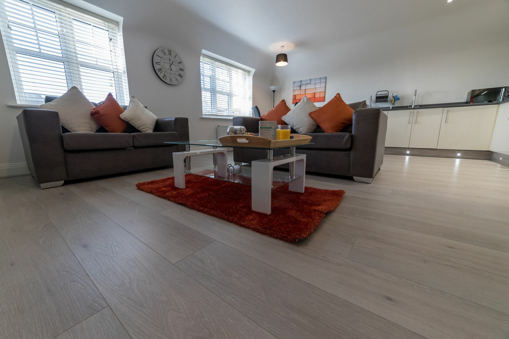 Helios Court Penthouse Serviced Apartment By Ferndale Maidenhead Eksteriør bilde